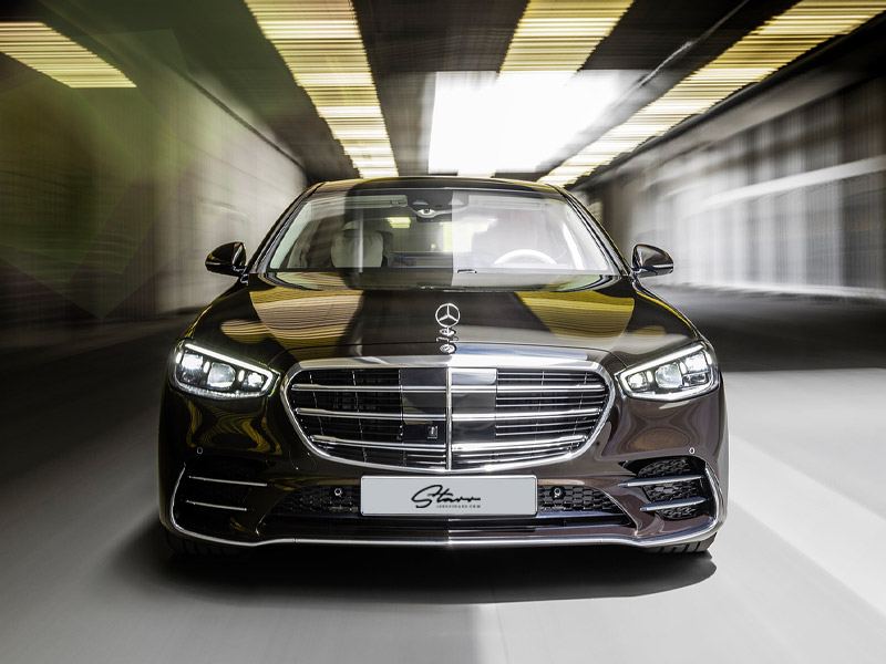 Luxury Car Rental Service